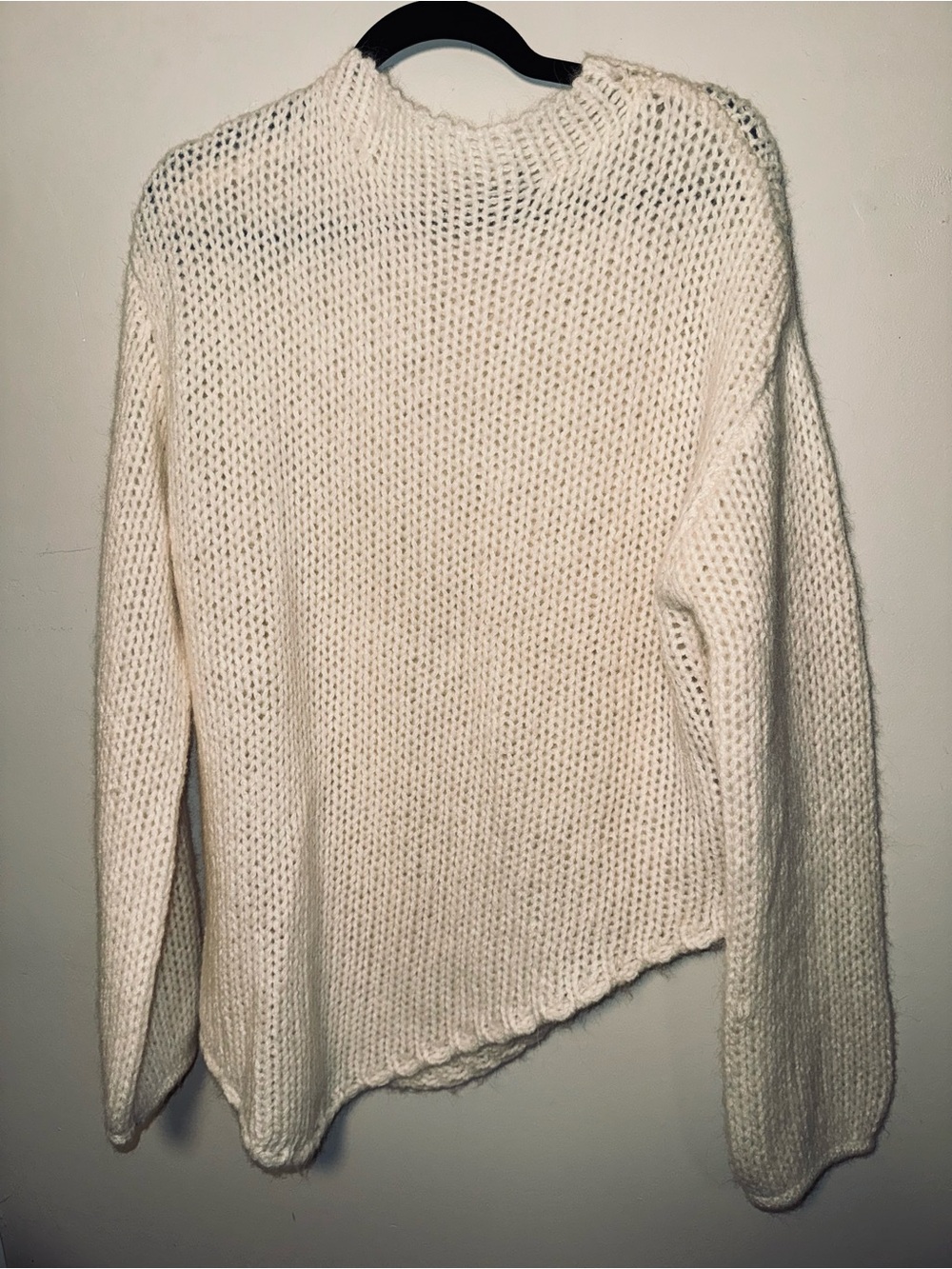 Zara Asymmetric Cream Chunky Crewneck Knit Sweater